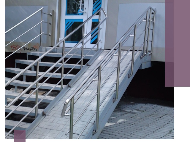 Пандус на крыльцо под ключ в Михайловке: монтаж и изготовление