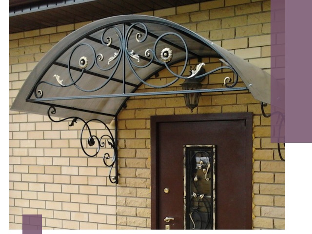 Изготовление козырьков из металла под ключ в Михайловке