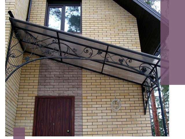 Односкатные козырьки из металла под ключ в Михайловке